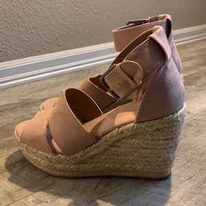 Universal Thread Wedges from Target